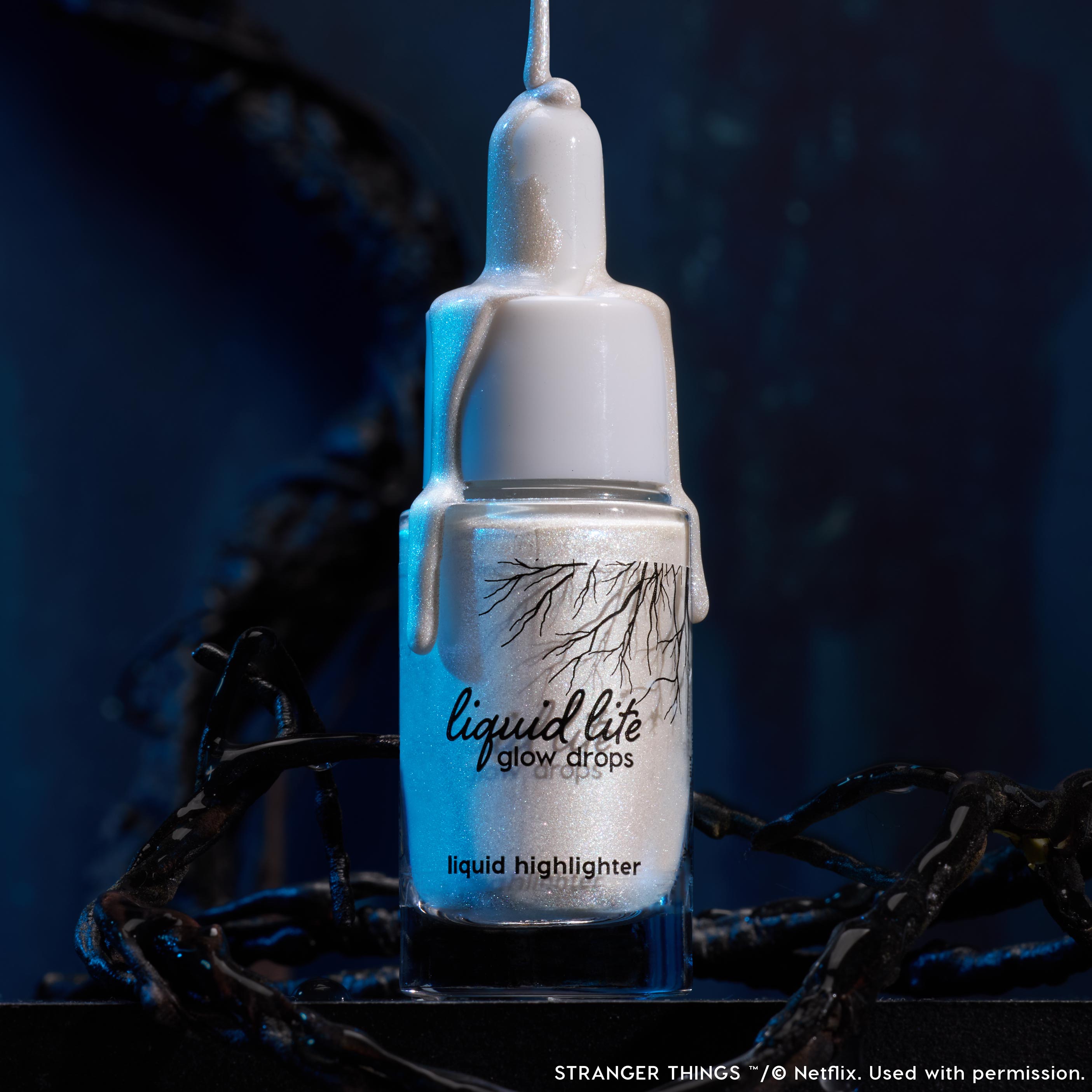 Liquid Highlighter for Face & Body with Vegan Squalane | Hawkins Milk