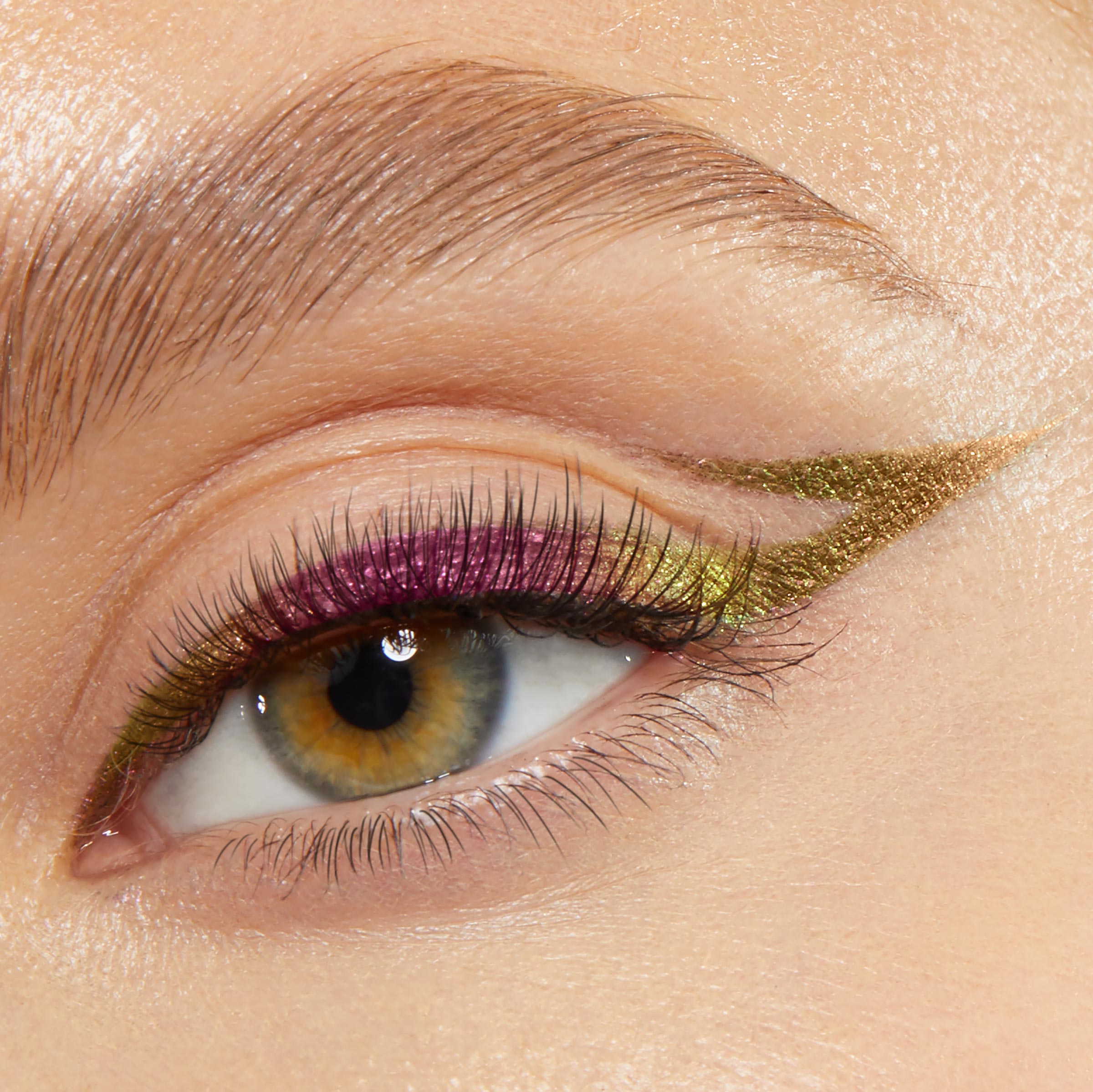 Waterproof Chrome Gel Eyeliner for Long-Lasting Wear | BFF Crème