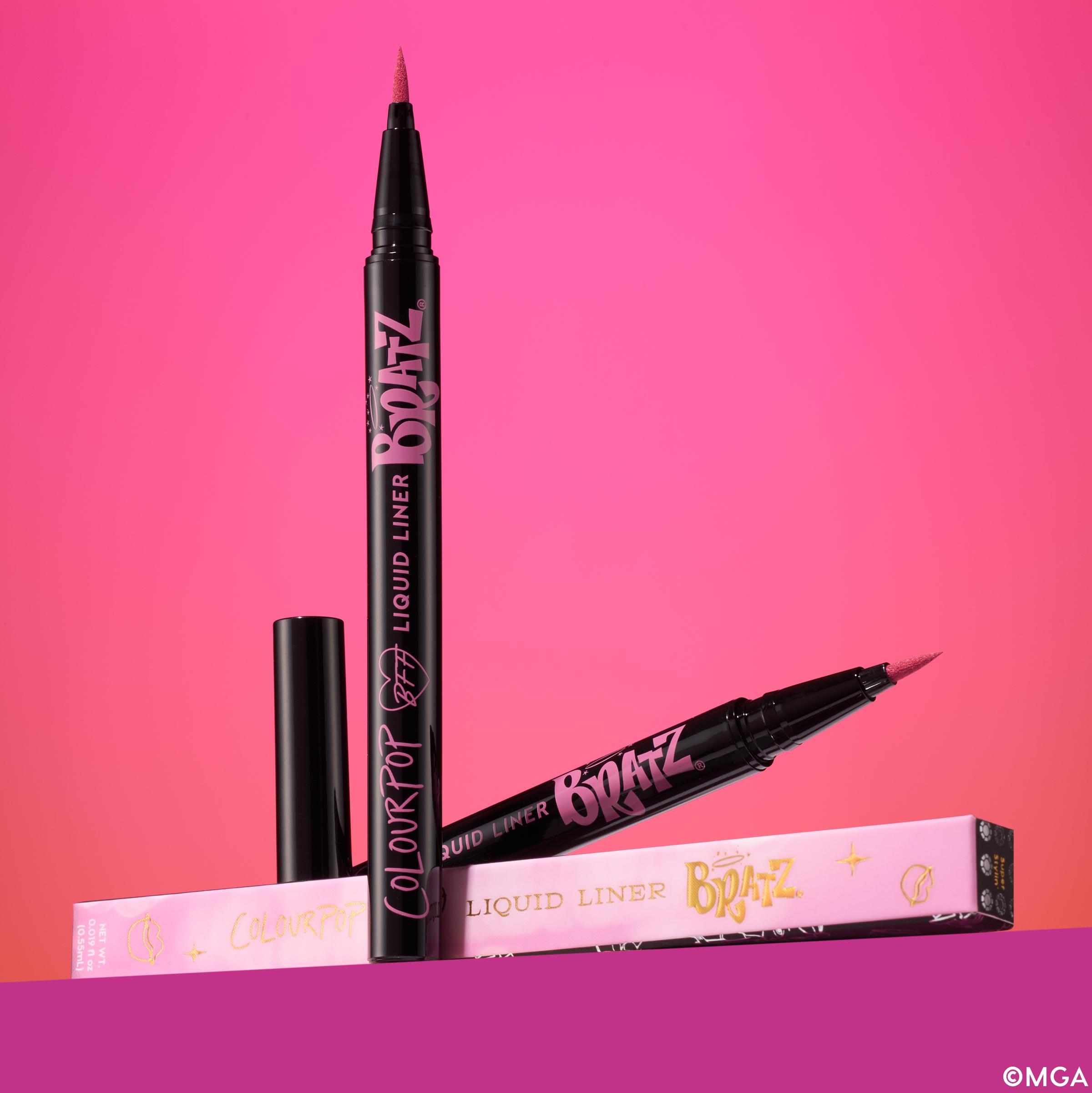 Precision Liquid Eyeliner Pen with Flexible Felt Tip | Super Stylin'