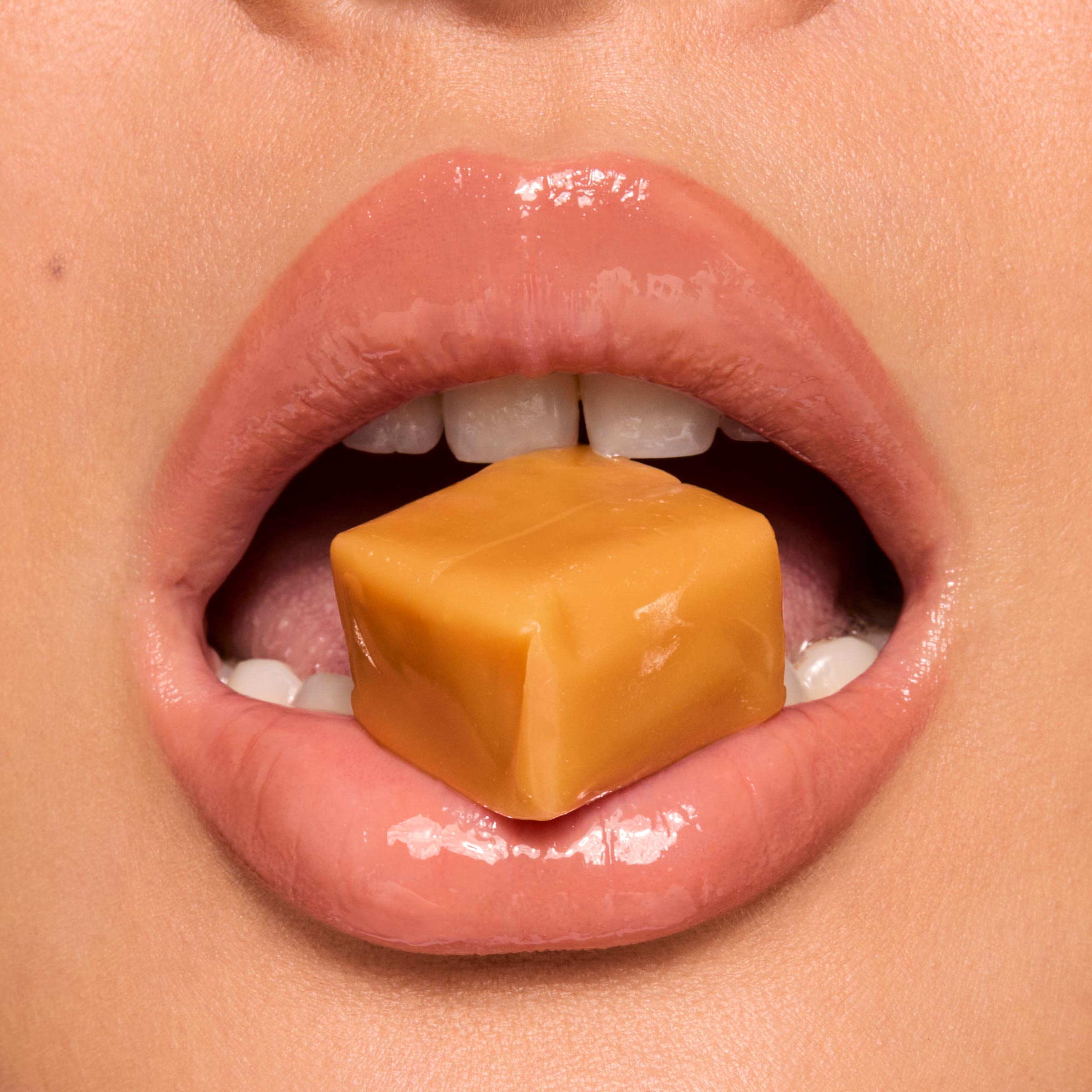 Caramel Latte Hydrating Glossy Lip Balm with Peptides & Hyaluronic Acid | Fresh Kiss