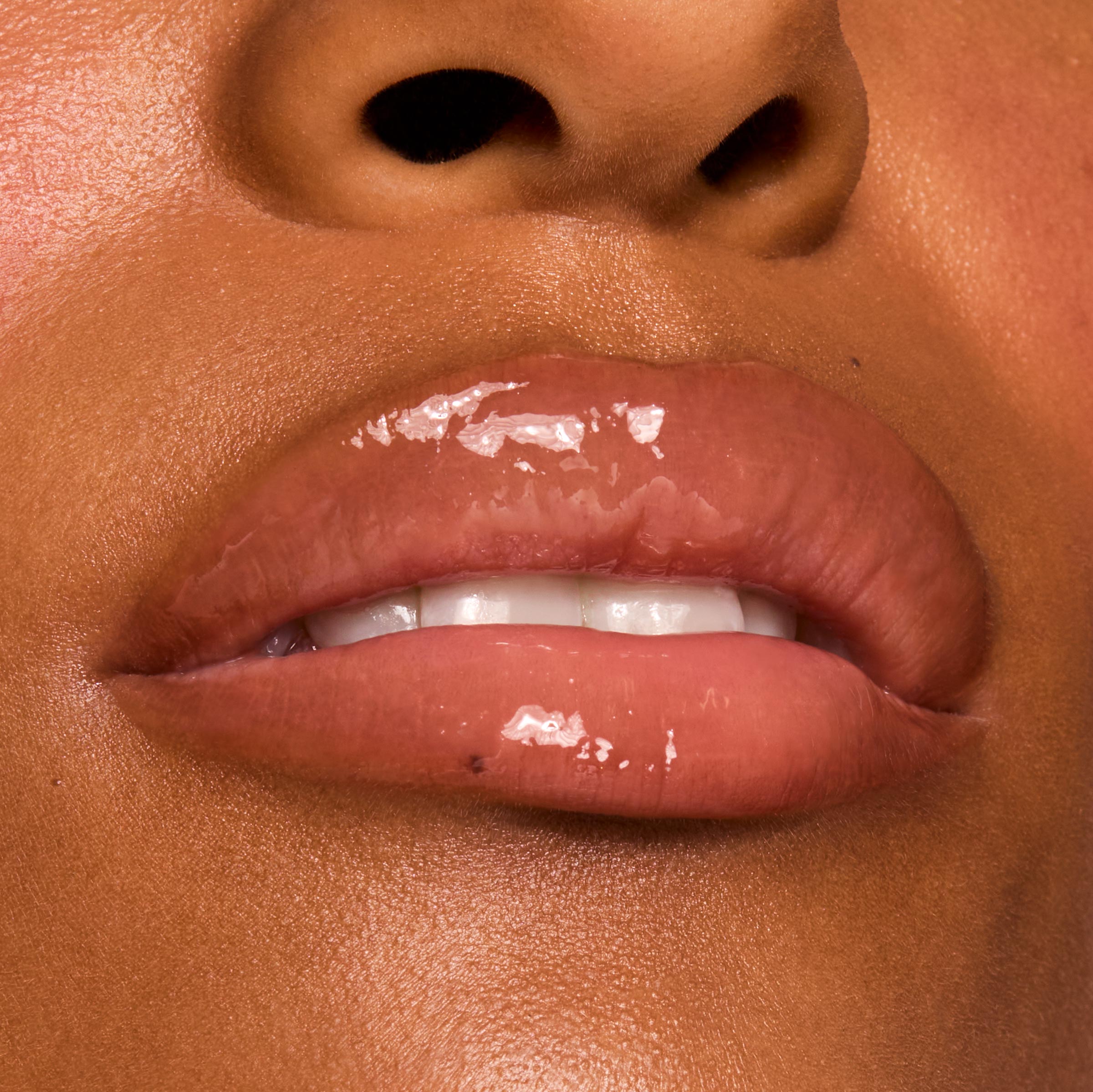 Caramel Latte Hydrating Glossy Lip Balm with Peptides & Hyaluronic Acid | Fresh Kiss